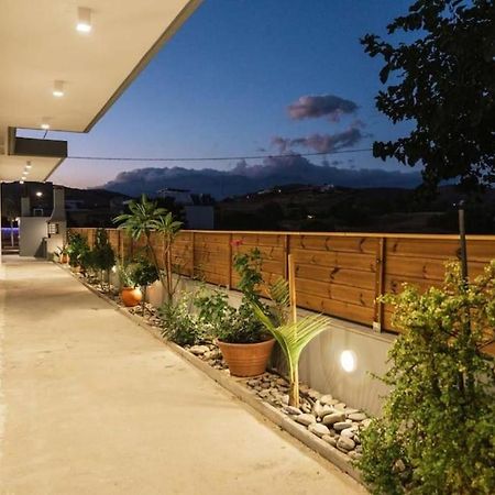 Villa Balux Kalamaki  Bagian luar foto