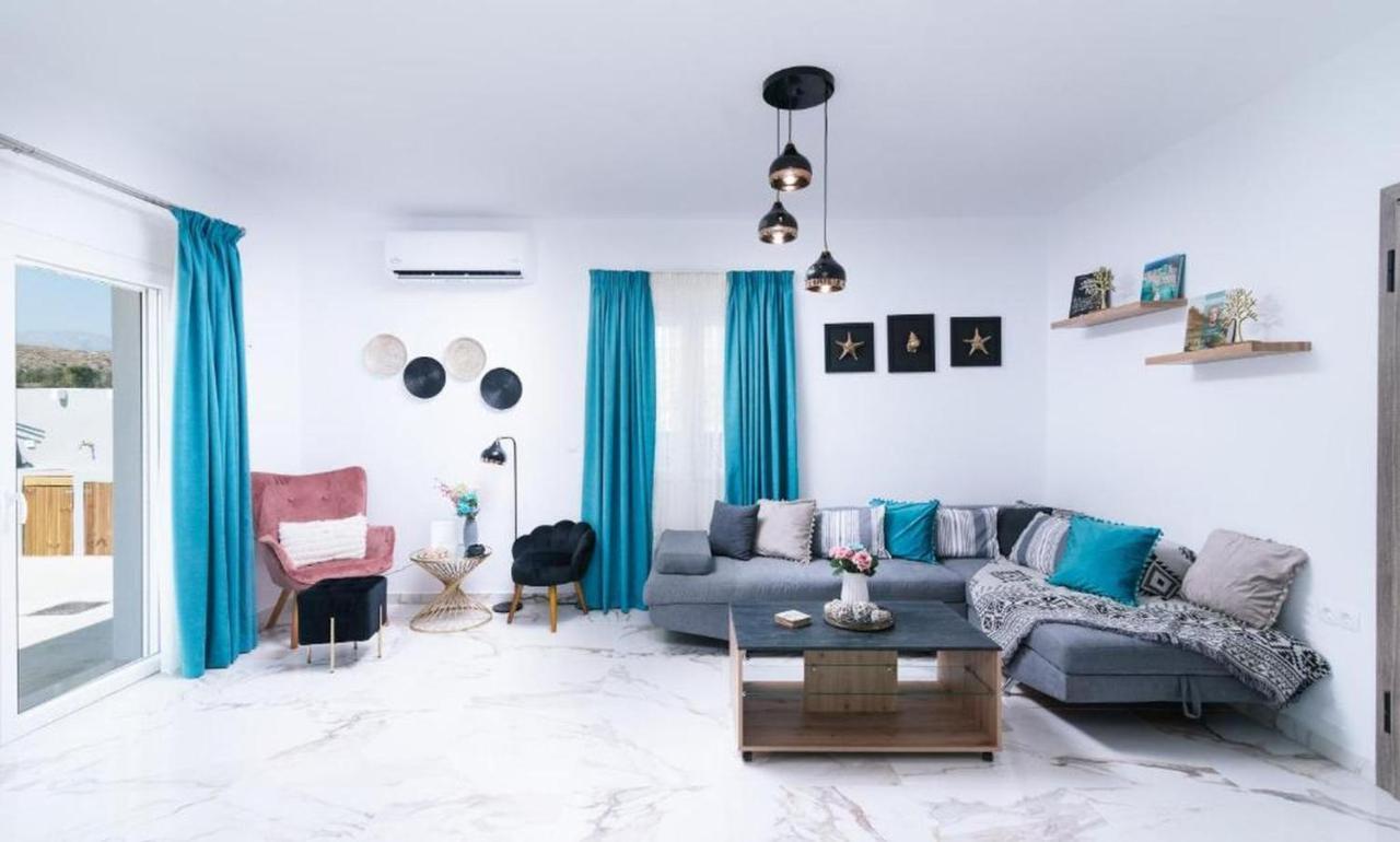Villa Balux Kalamaki  Bagian luar foto