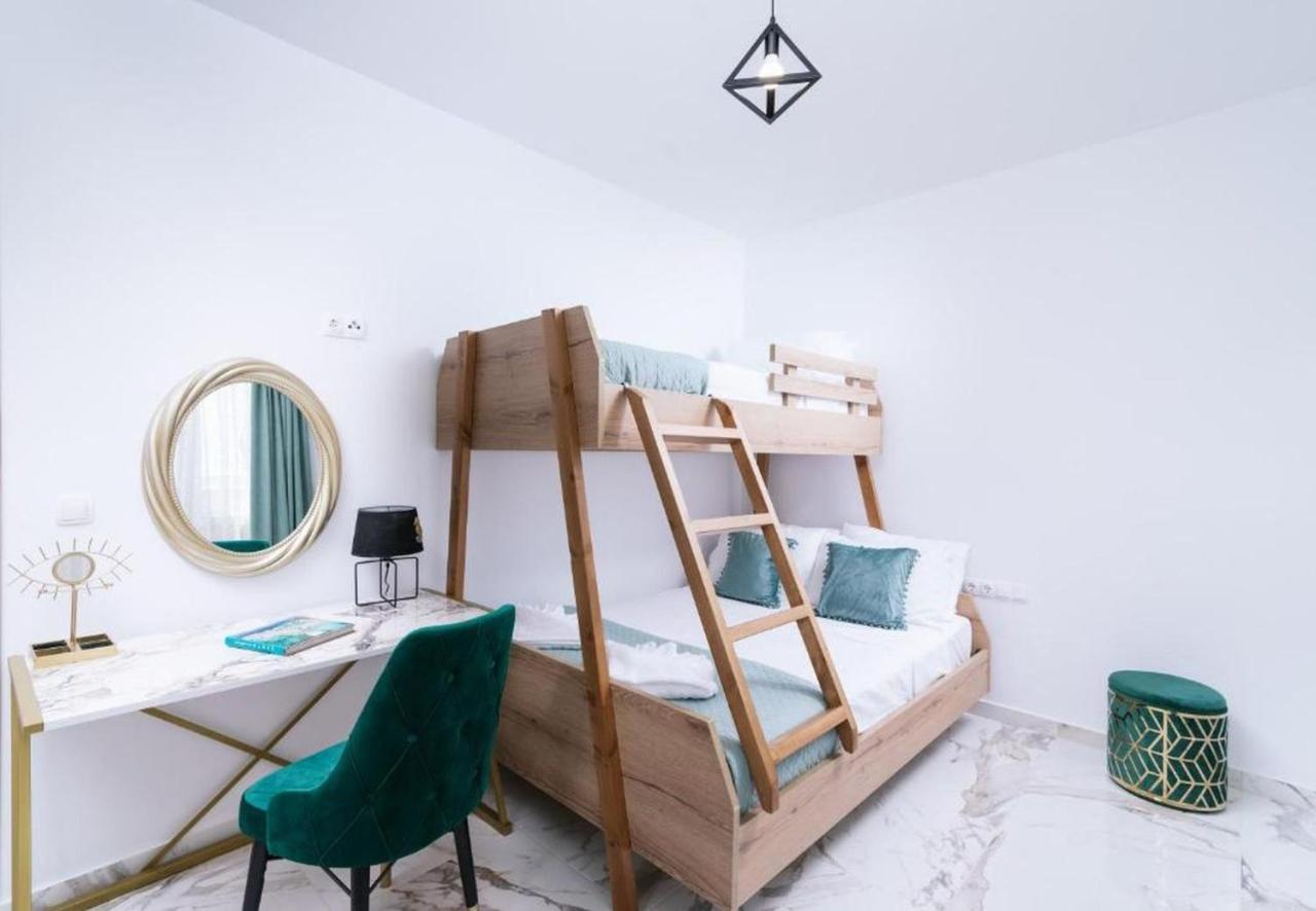 Villa Balux Kalamaki  Bagian luar foto