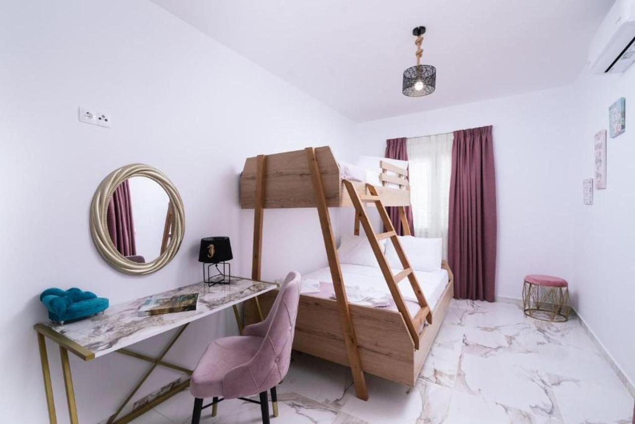 Villa Balux Kalamaki  Bagian luar foto