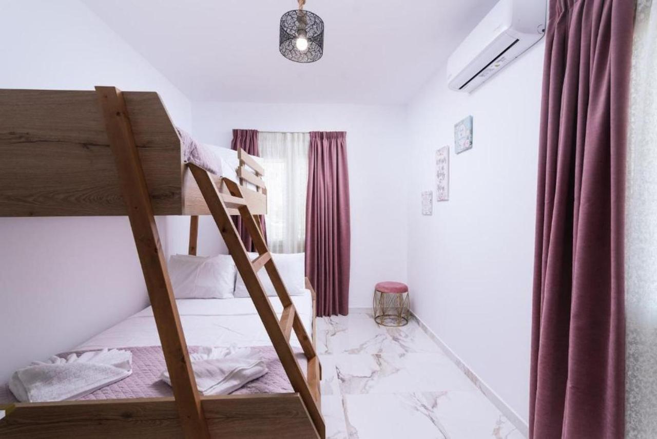 Villa Balux Kalamaki  Bagian luar foto