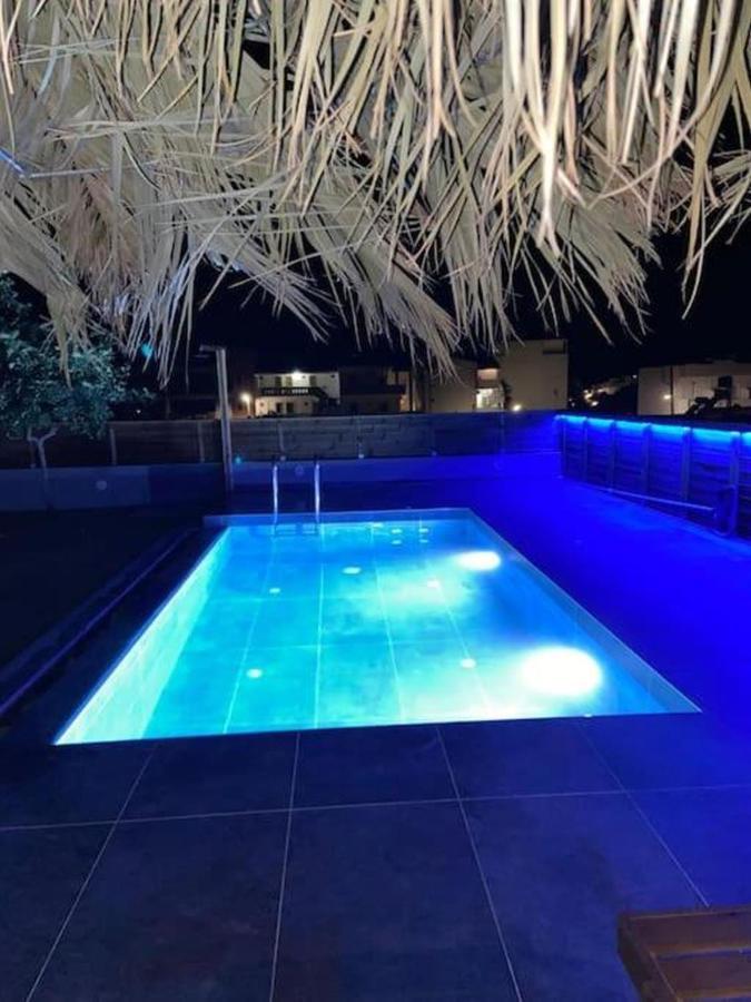 Villa Balux Kalamaki  Bagian luar foto