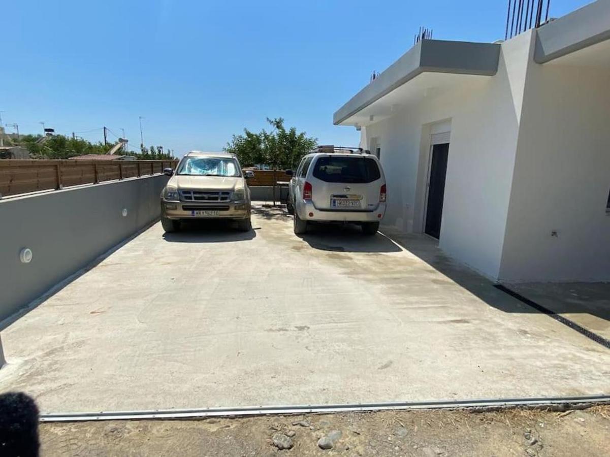 Villa Balux Kalamaki  Bagian luar foto